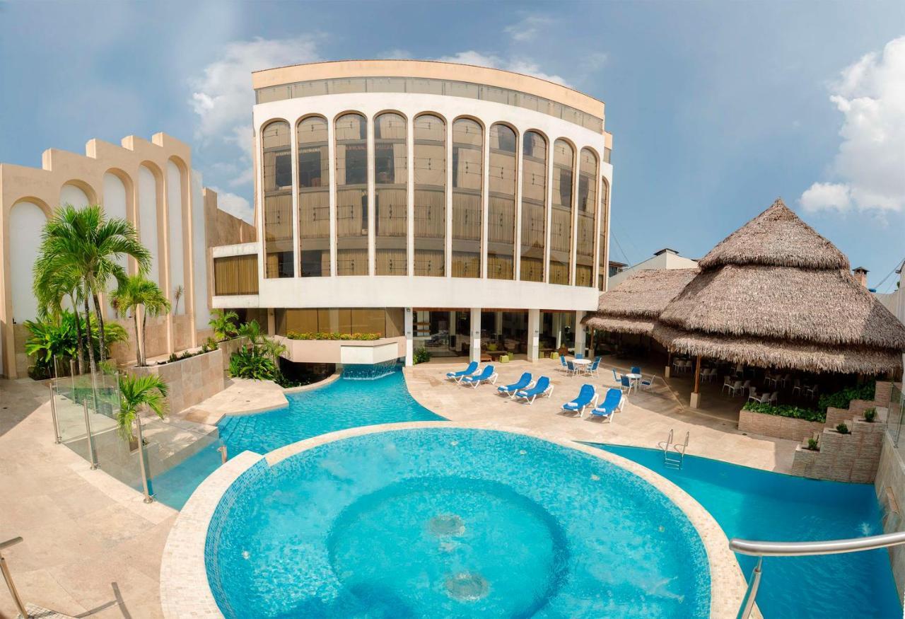 Hotel Doubletree By Hilton Iquitos Exterior foto