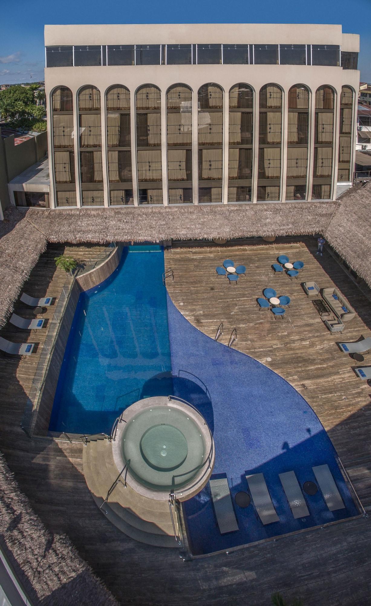 Hotel Doubletree By Hilton Iquitos Exterior foto